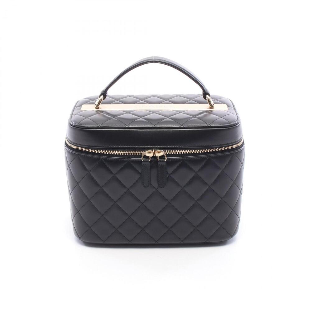 Chanel Matelassé Handbag, Lambskin Leather, Women's, Black
